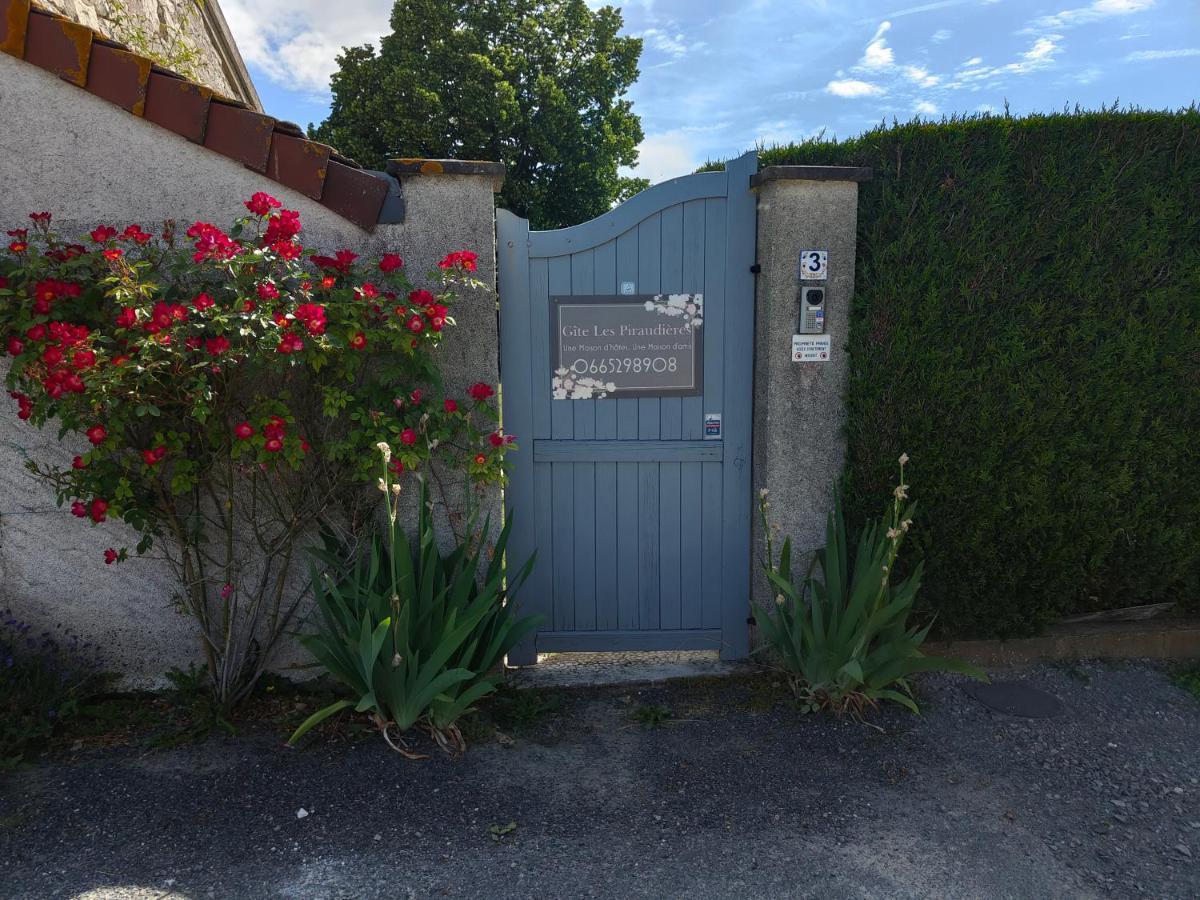Gite Les Piraudieres Noyant-de-Touraine Eksteriør bilde
